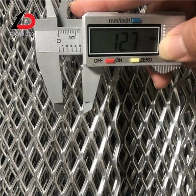 Galvanized Low Carbon Steel Stainless Steel Aluminum Copper Nickel Expanded Metal Mesh